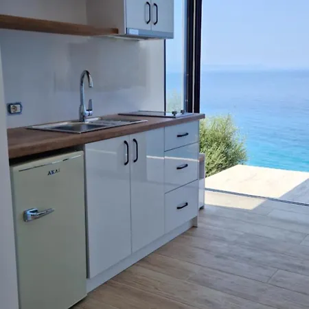 Oceanfront Oasis * Borsh