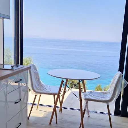 ヴィラ Oceanfront Oasis