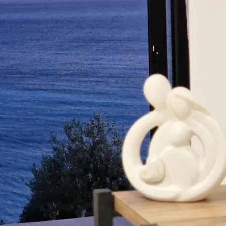 Oceanfront Oasis וילה