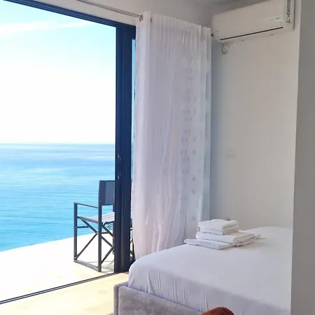Oceanfront Oasis