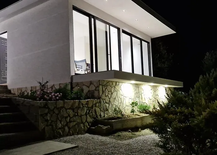 Villa Oceanfront Oasis *