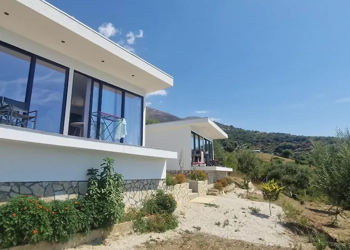 Villa Oceanfront Oasis