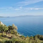 Oceanfront Oasis * بورش
