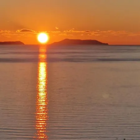 Oceanfront Oasis Villa *