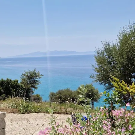 Villa Oceanfront Oasis Borsh