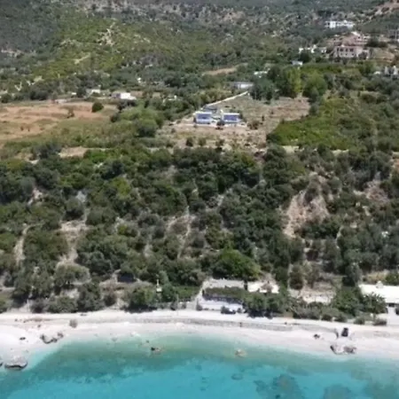 Villa Oceanfront Oasis *