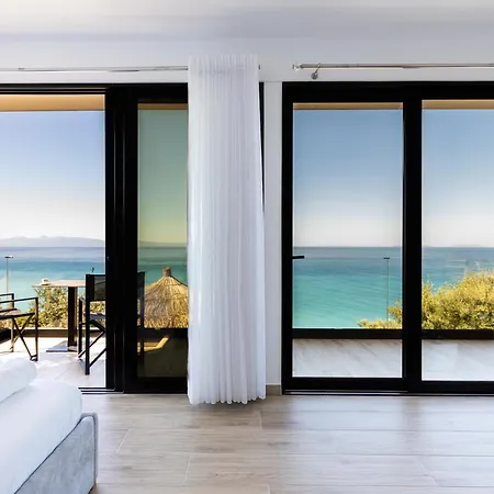 Oceanfront Oasis *