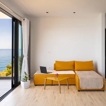 Oceanfront Oasis