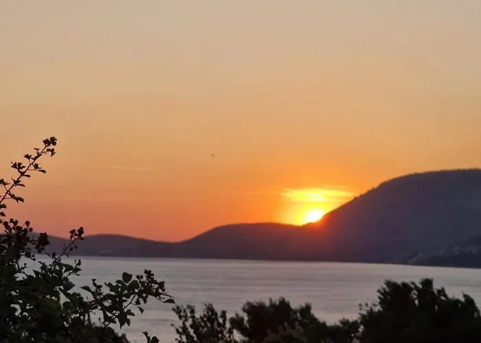 Villa Oceanfront Oasis